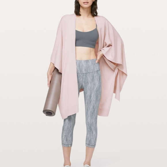 lululemon athletica Accessories - Lululemon Free to Coast Wrap